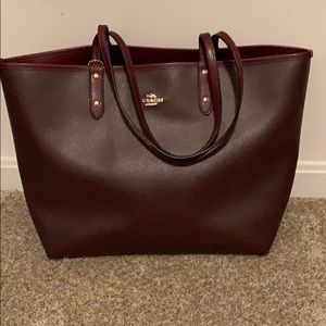 Large Tote pursue
